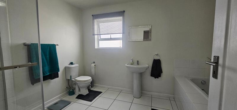 3 Bedroom Property for Sale in Blue Lagoon Western Cape